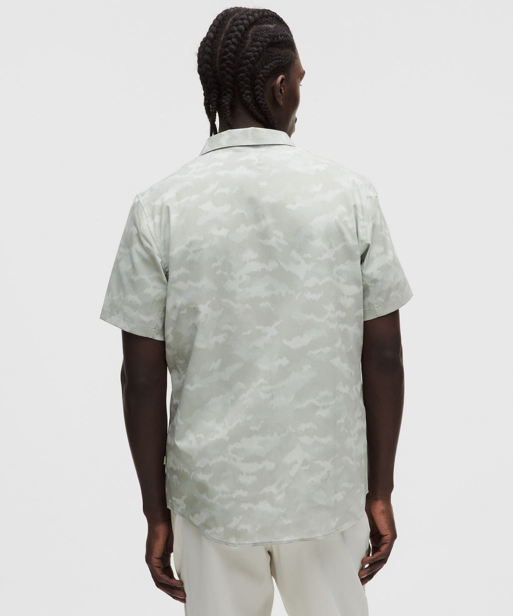 Airing Easy Short-Sleeve Shirt
