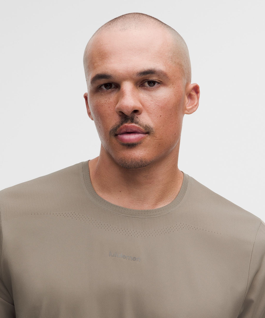 Men's Fast and Free Short-Sleeve ShirtRace Length