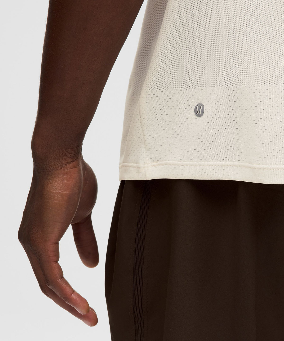 Men's Fast and Free Short-Sleeve ShirtPerforated Stripe