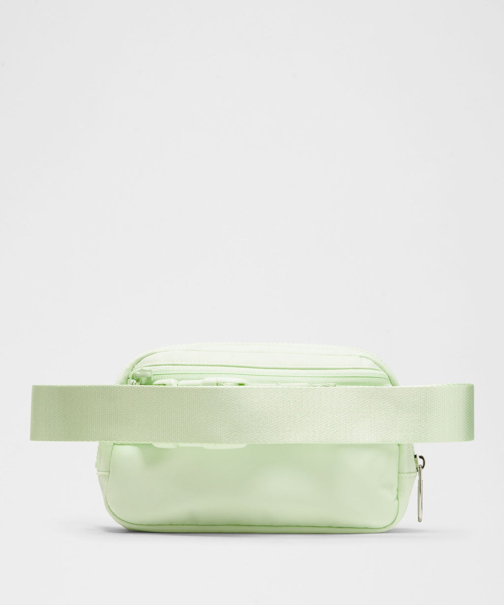 Everywhere Belt Bag 1L