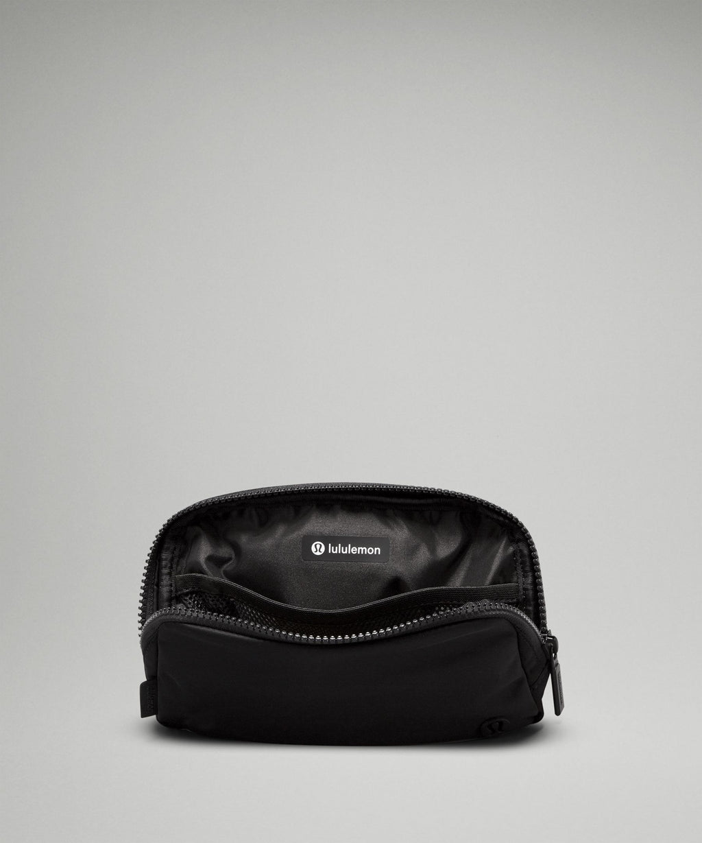 Everywhere Belt Bag with Long Strap 1L