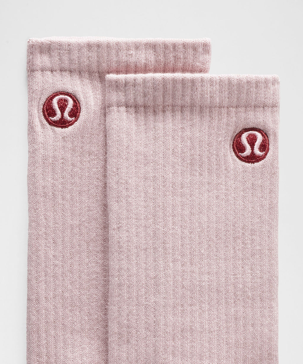 Unisex Daily Essential Crew Socks
