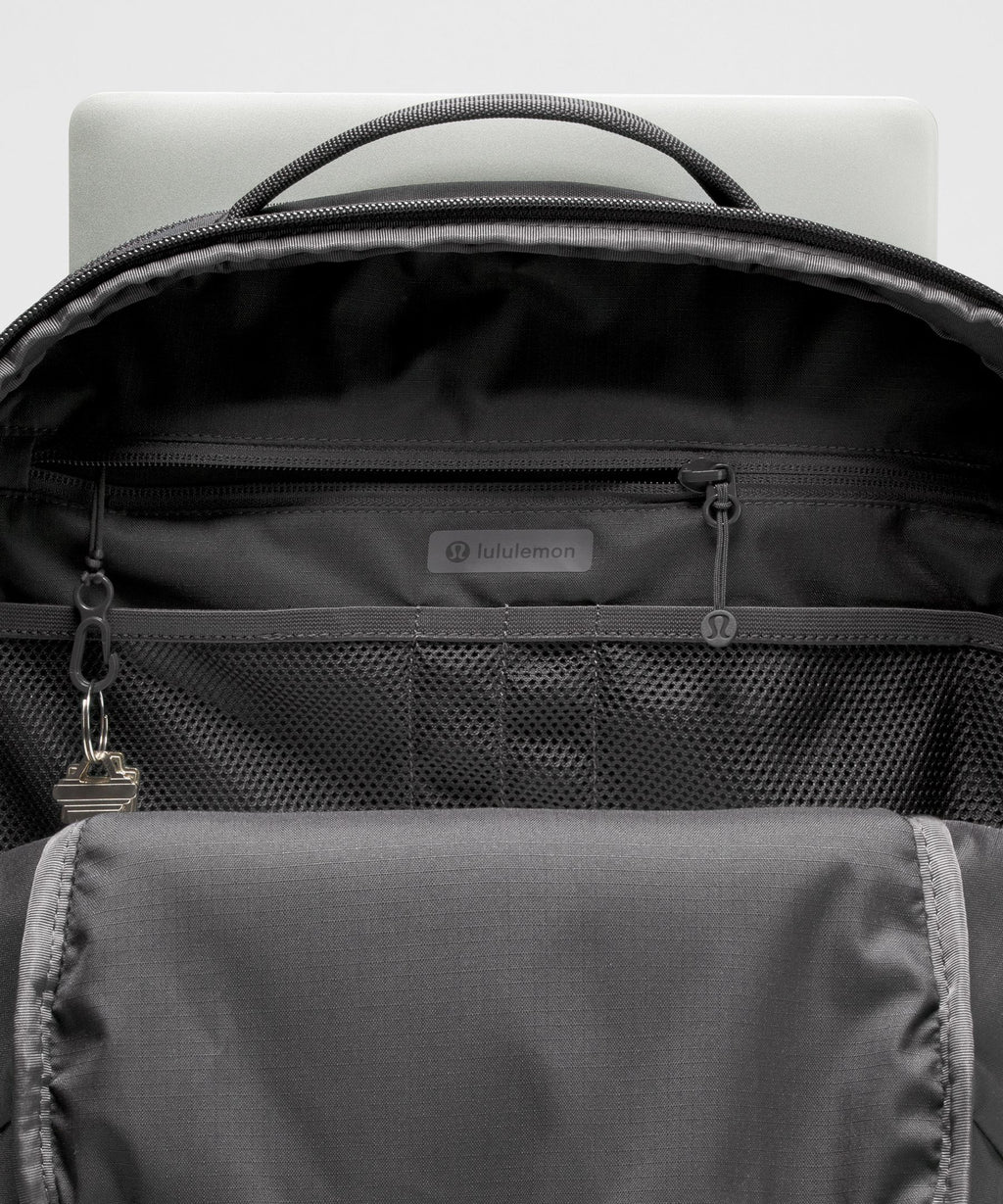 Scuba Backpack 32LParacord