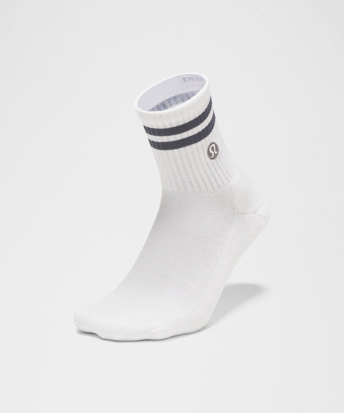 Unisex Daily Essential Quarter SocksStripe