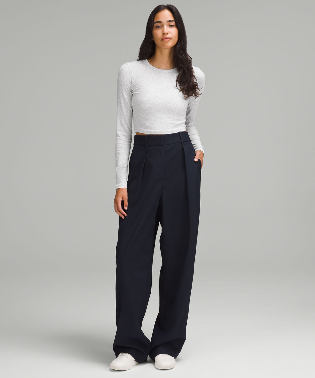Hold Tight Straight-Hem Cropped Long-Sleeve Shirt