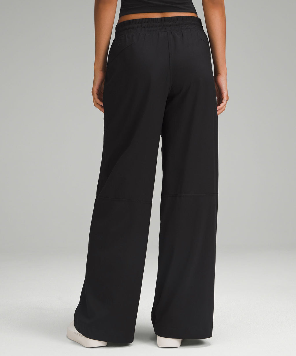Swift Mid-Rise Wide-Leg Pant