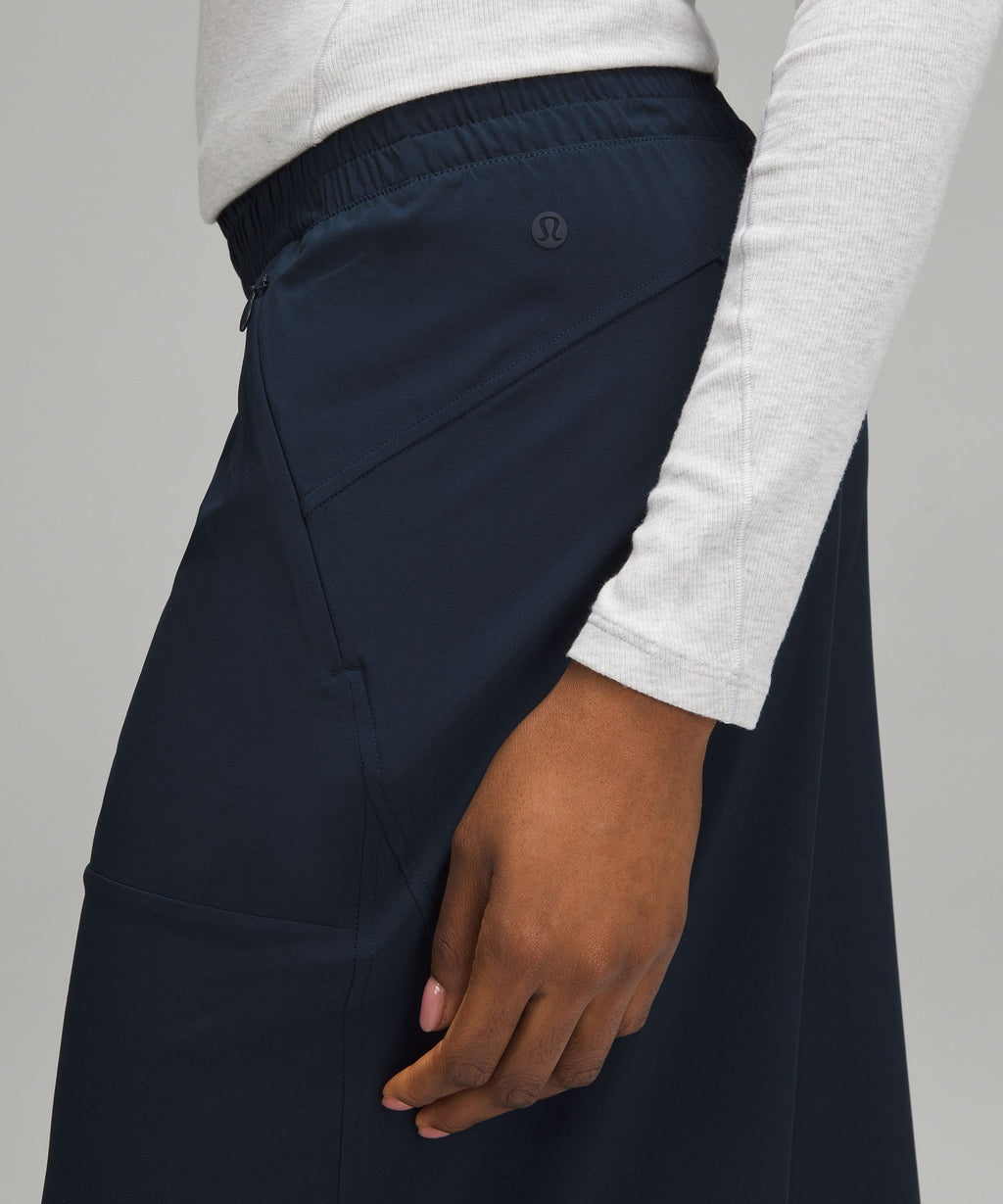 Swift Mid-Rise Wide-Leg Pant