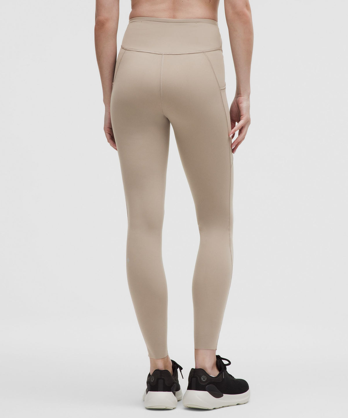 Fast and Free High-Rise Tight 28"5 Pocket