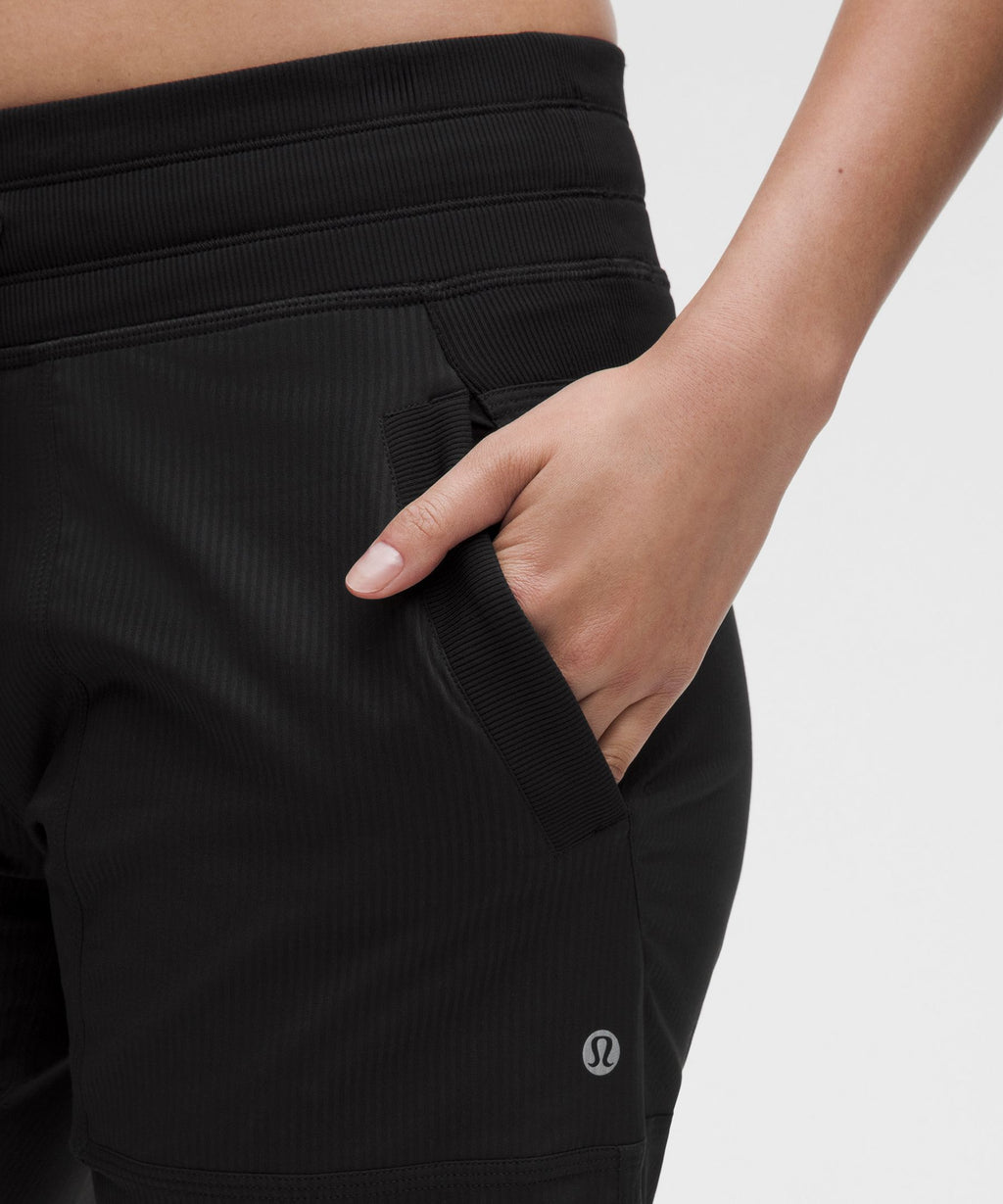 Dance Studio Mid-Rise PantShort