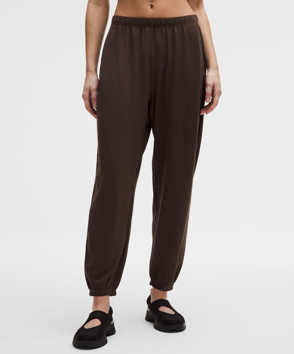 BeCalm Oversized Mid-Rise Pant