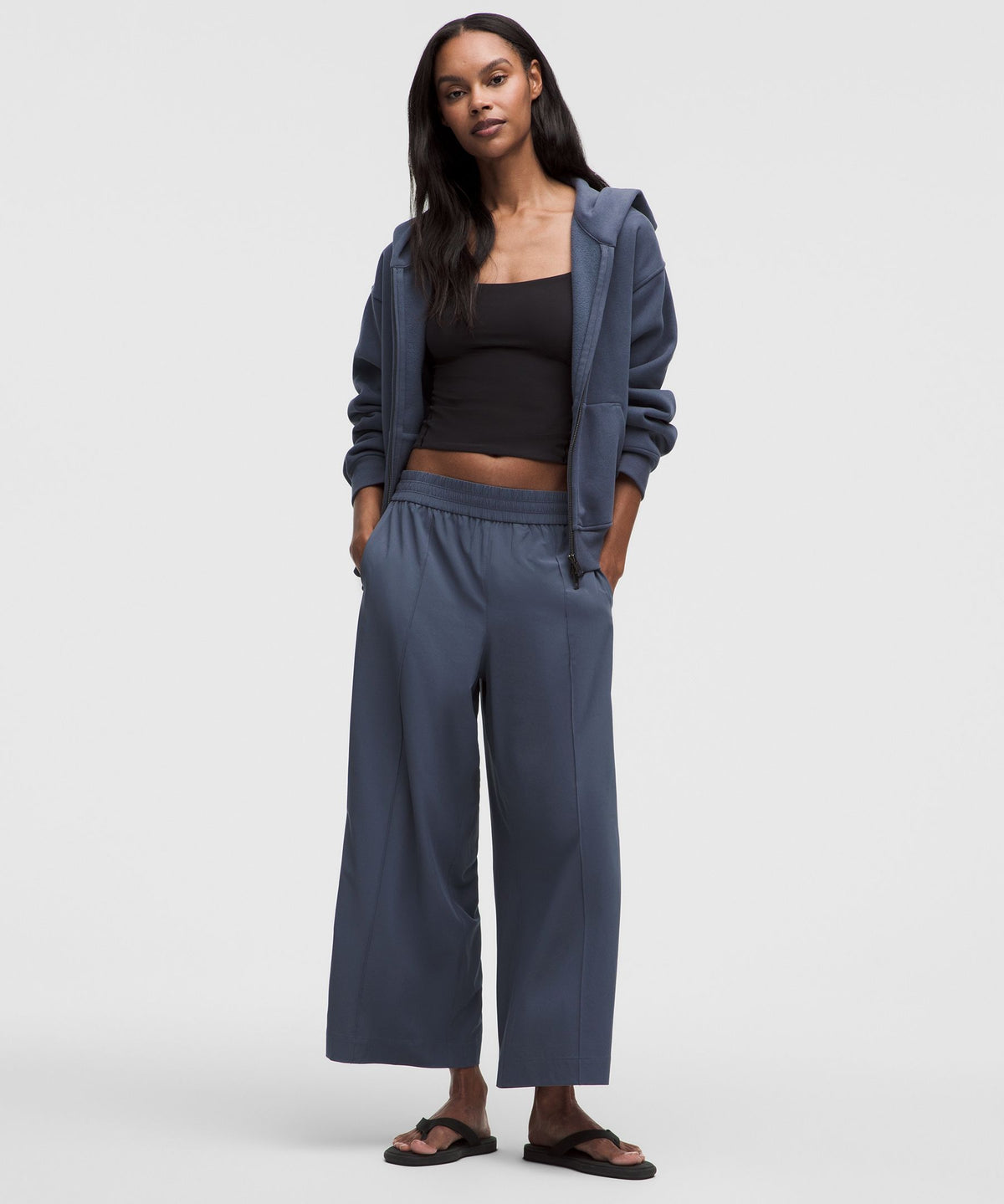 Breezily Mid-Rise Cropped Pant