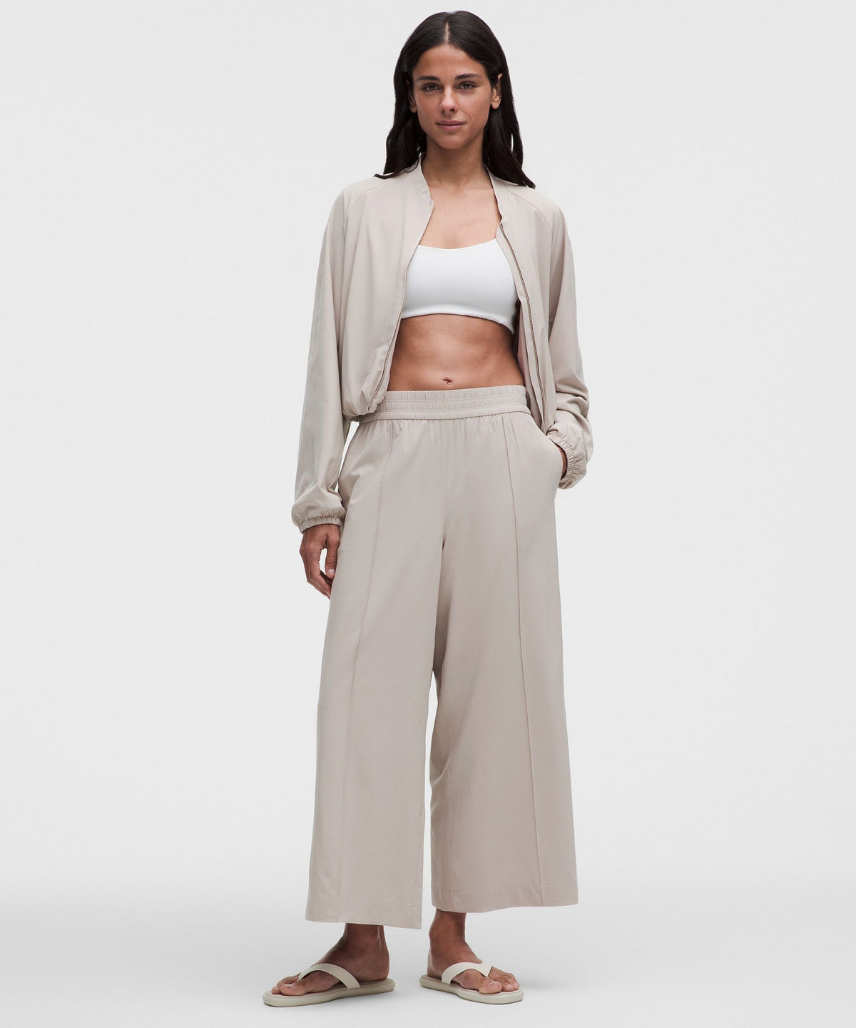 Breezily Mid-Rise Cropped Pant