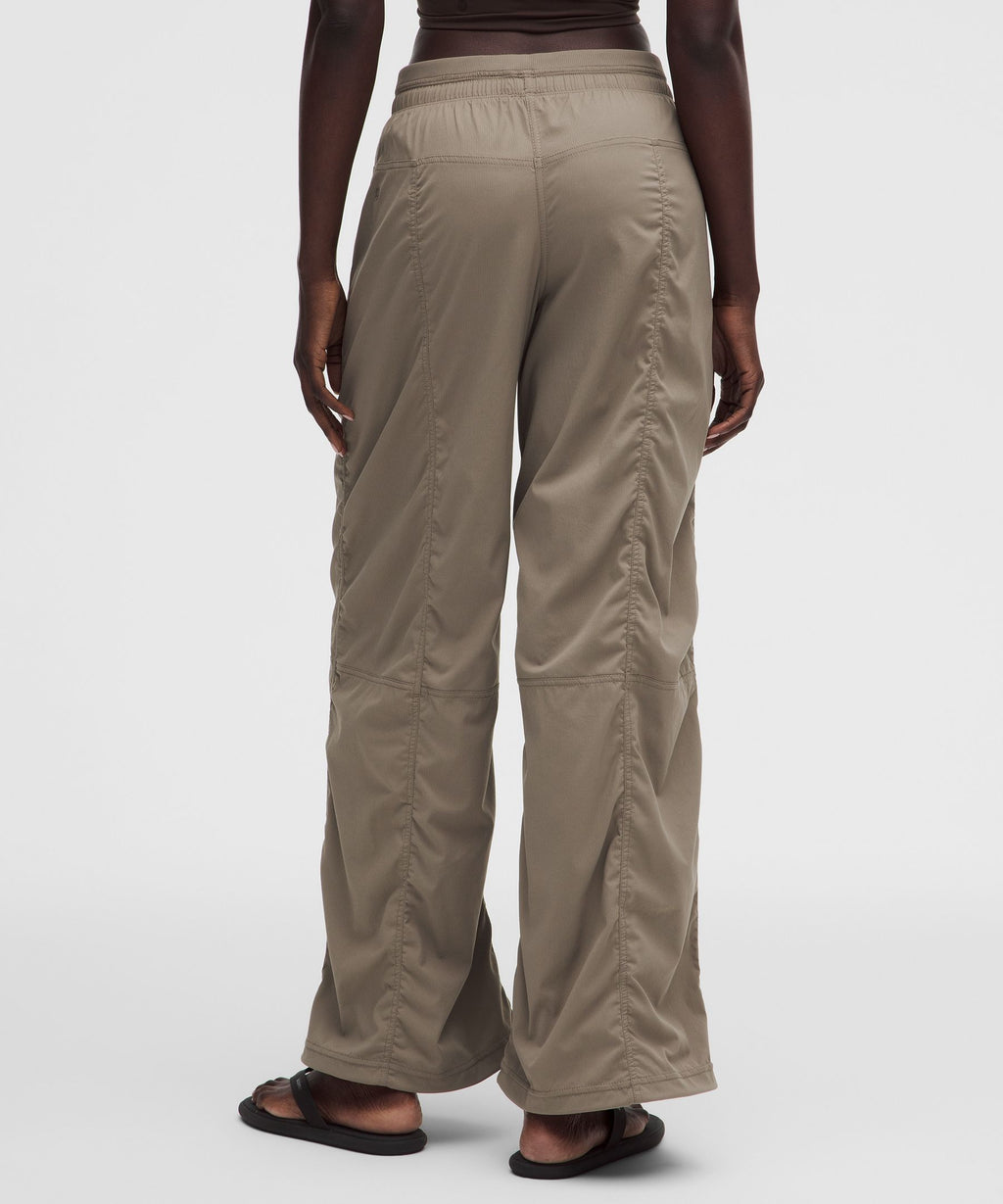 Dance Studio Evolve Low-Rise Oversized PantShort