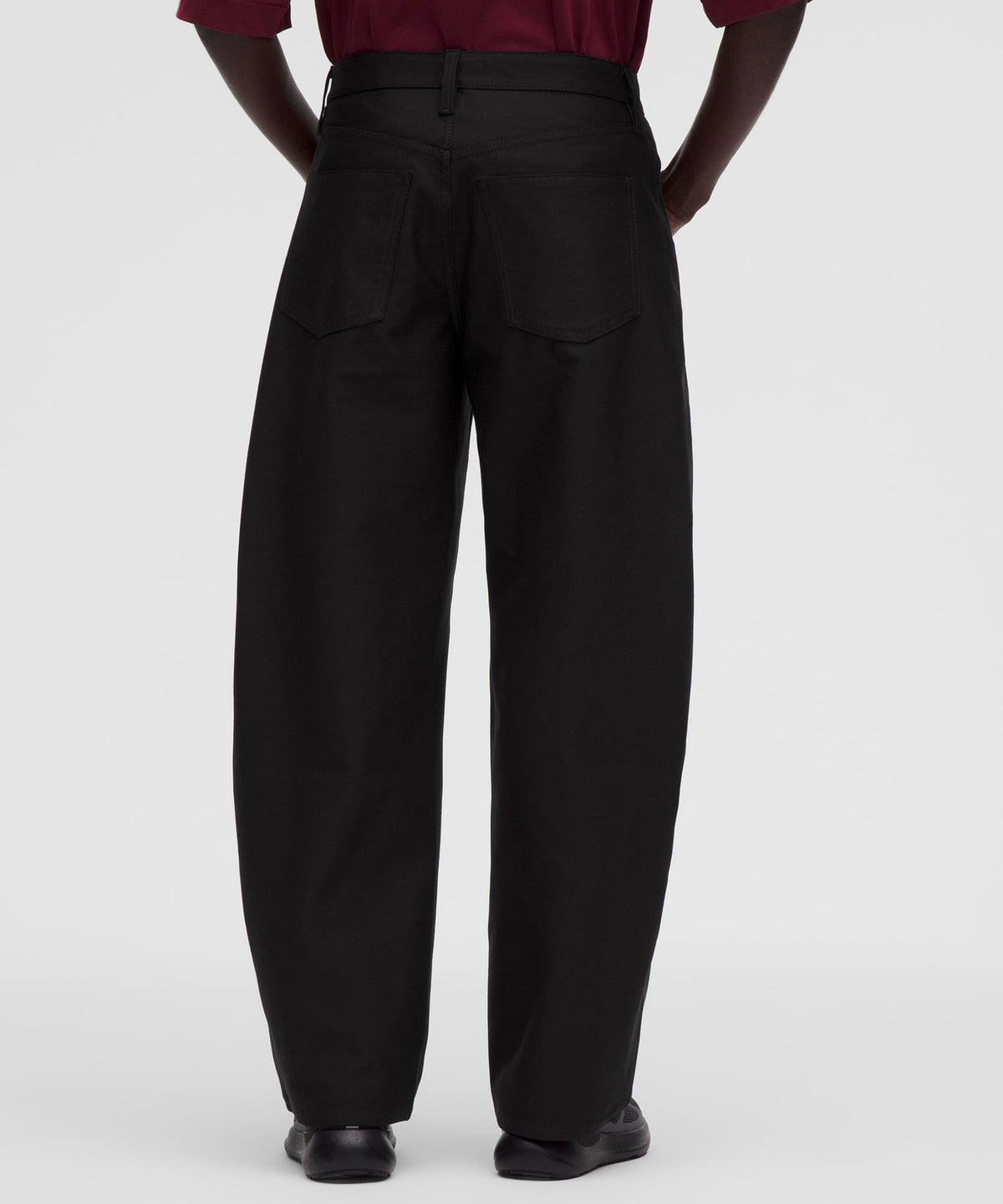 EasyFive Low-Rise Barrel-Leg PantShort