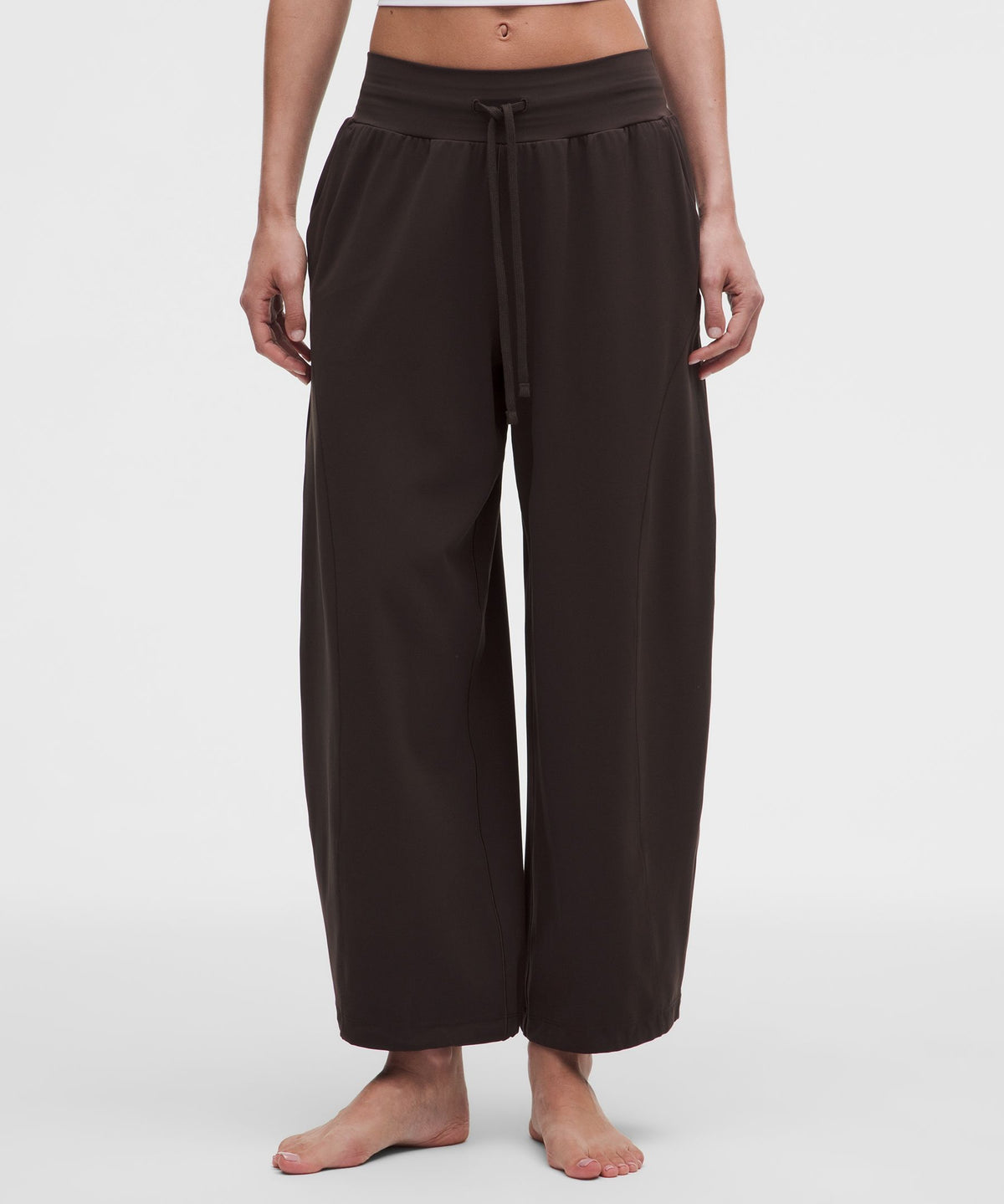Groove Low-Rise Relaxed Cinch PantShort