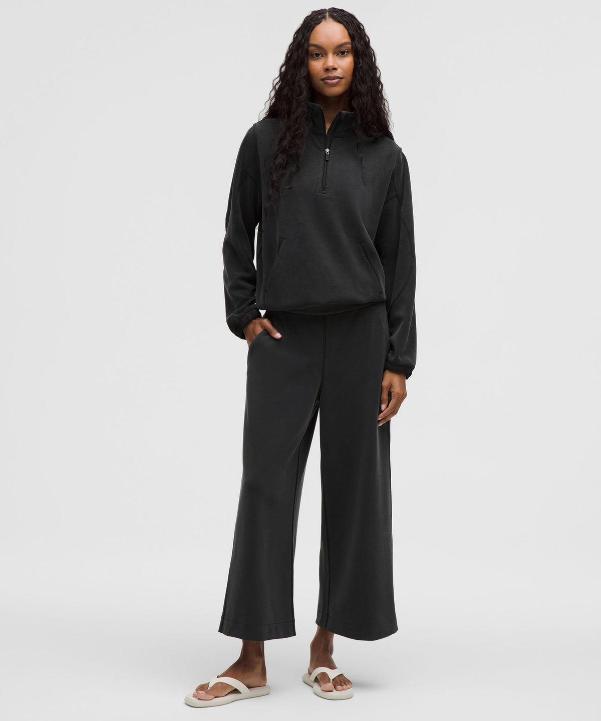 Softstreme High-Rise Wide-Leg Cropped Pant