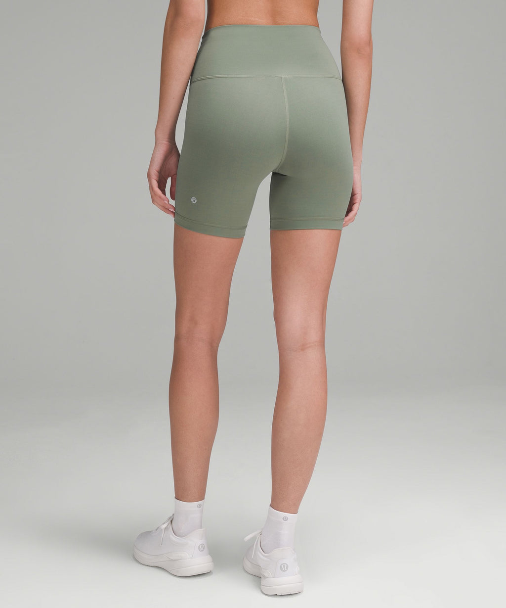 Wunder Train High-Rise Short 6"