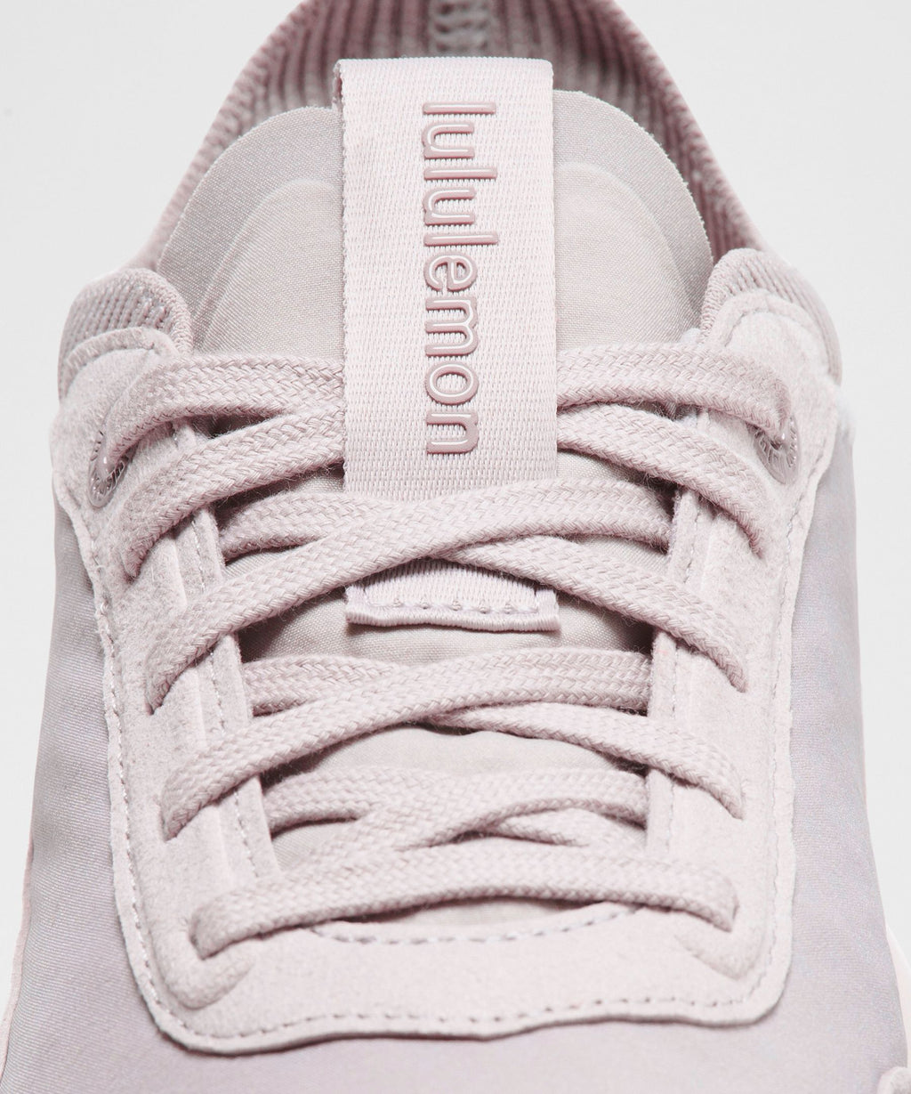 Women's CrossCity Sneaker