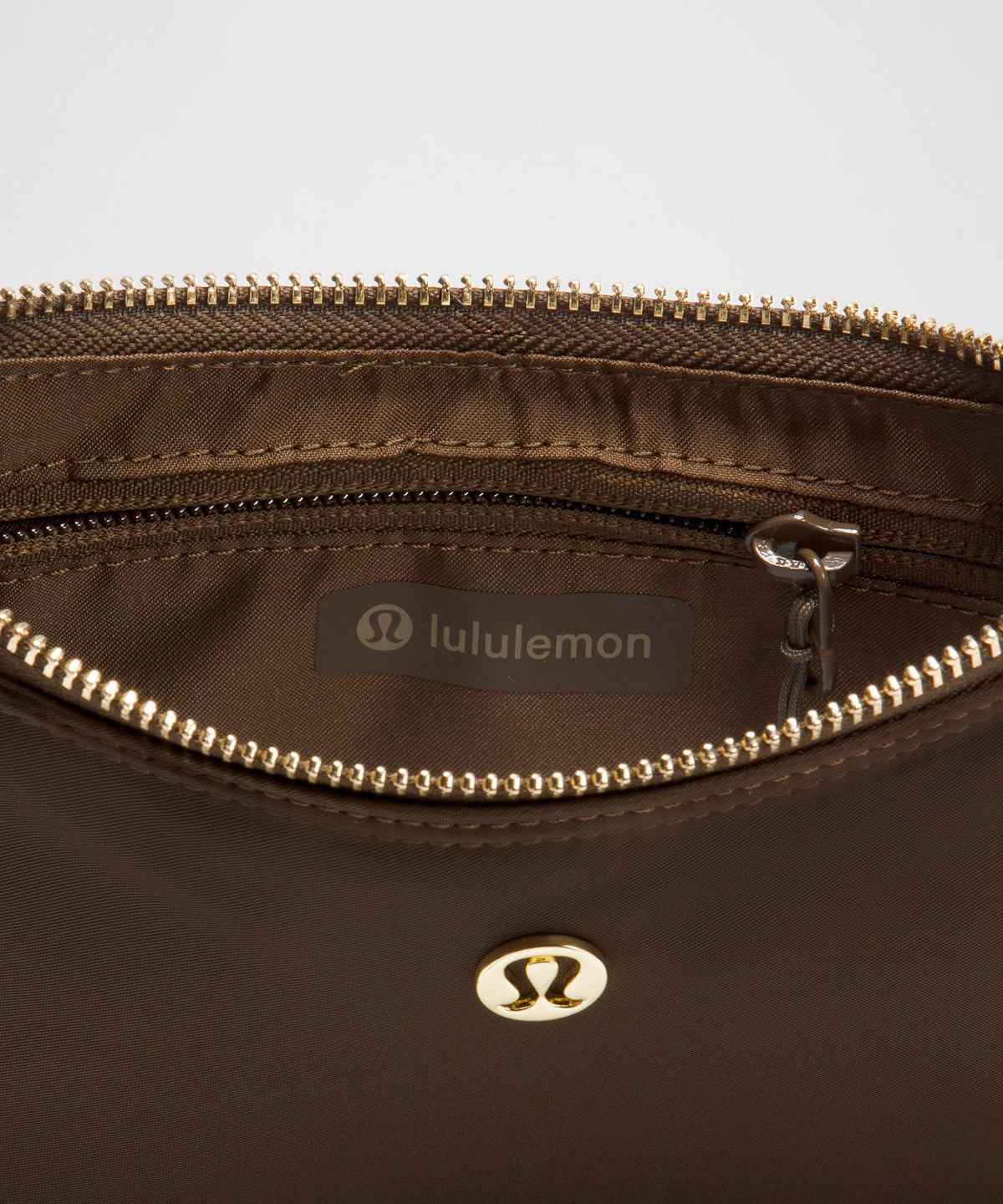 City Essentials Mini Shoulder Bag 1L