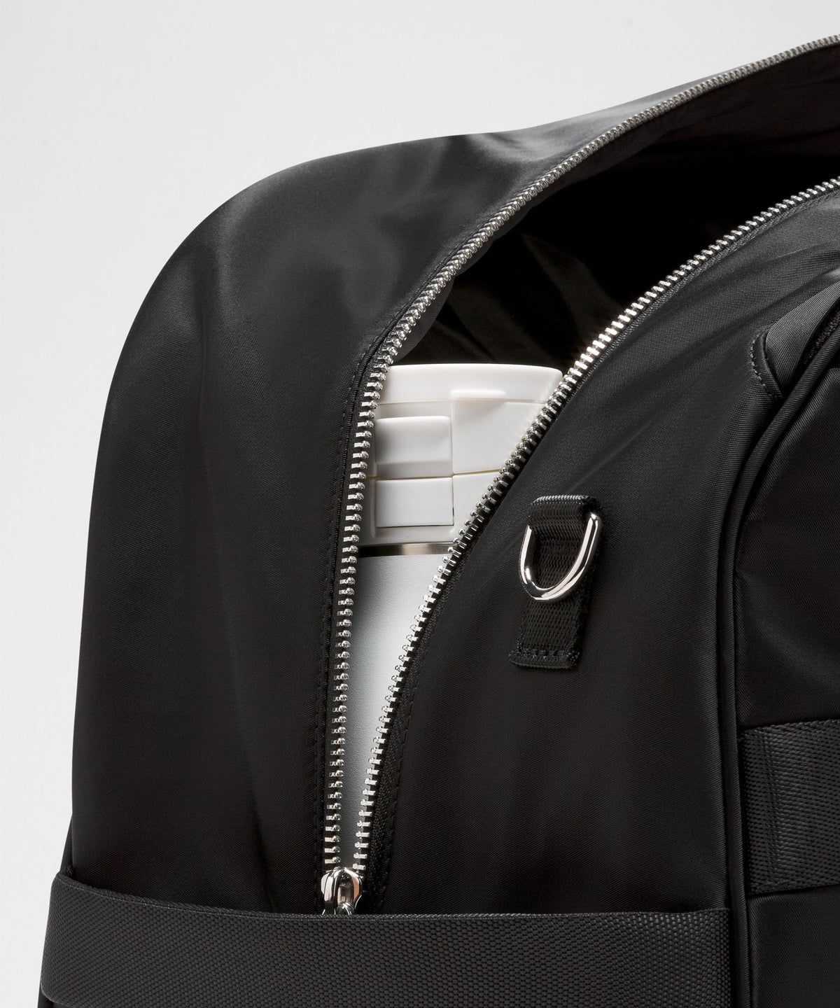 City Essentials Duffle Bag 28L