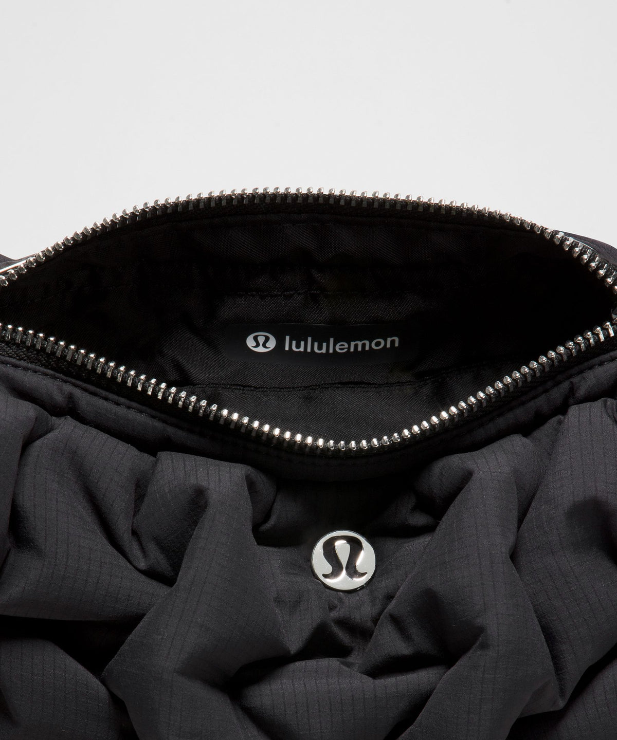 Quilty Puff Small Crossbody Bag 2.4L